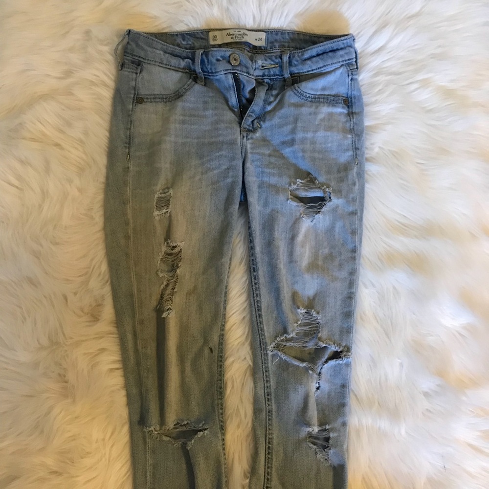 Abercrombie & Fitch Boyfriend Lightwash Jeans